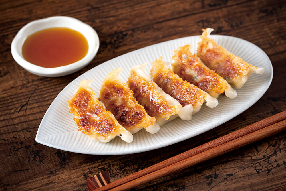 餃子につけるお醬油も、半分はお酢にしてみて